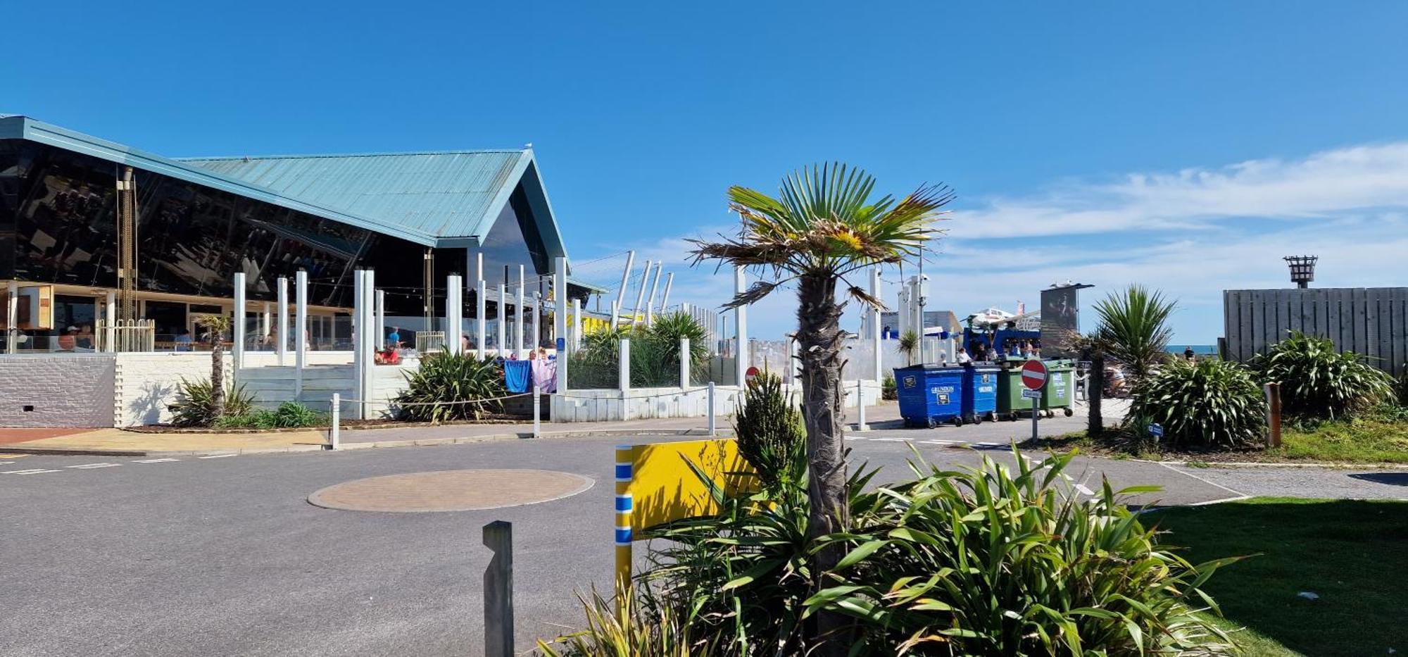 Cwtch, White Horse, Seal Bay Selsey